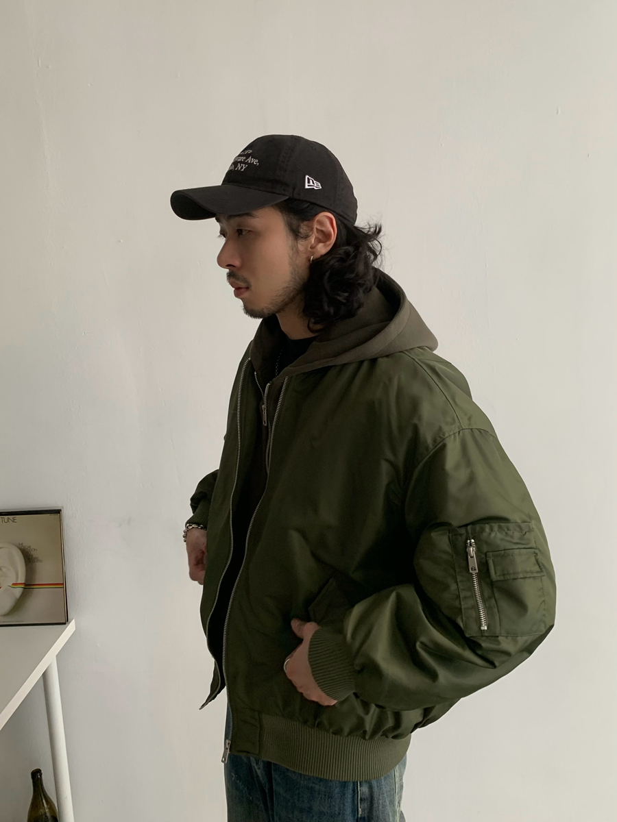 Men's Japanese Winter MA1 Pilot Jacket - Thick Cotton Coat, Vintage Streetwear, Fake Two-Piece Design, American Style Men's Japanese Winter MA1 Pilot Jacket - Thick Cotton Coat, Vintage Streetwear, Fake Two-Piece Design, American Style