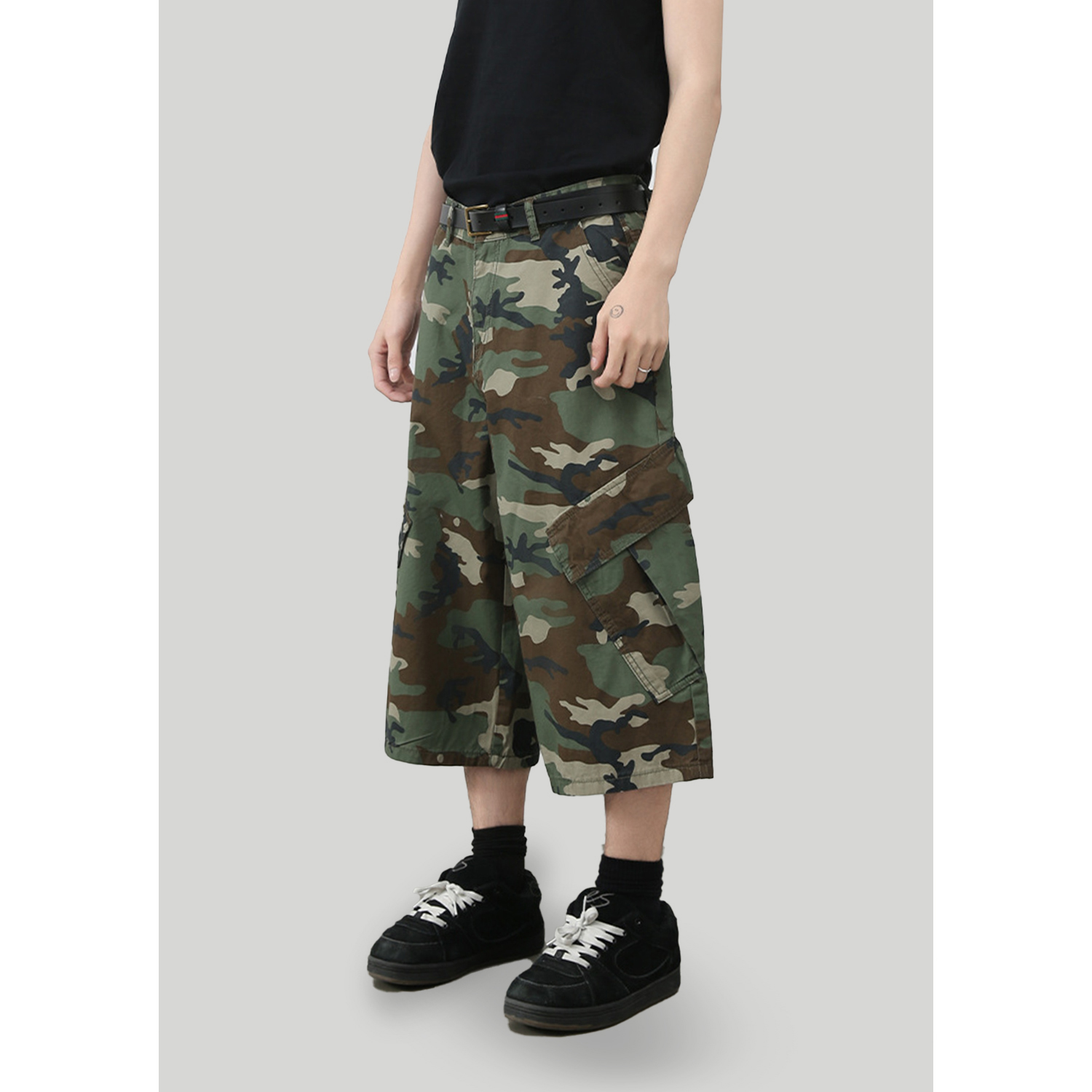 Men's Multi-Pocket Camouflage Denim Cargo Shorts - Loose Wide-Leg Straight Fit, American High Street Trendy Mid-Length Shorts