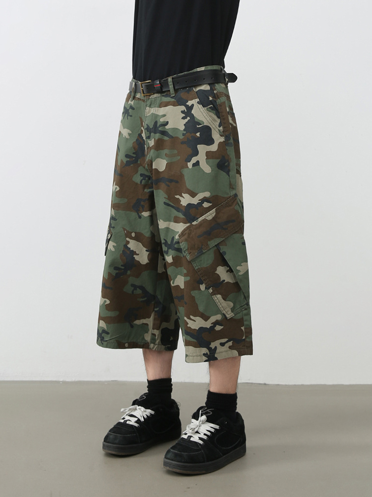 Men's Multi-Pocket Camouflage Denim Cargo Shorts - Loose Wide-Leg Straight Fit, American High Street Trendy Mid-Length Shorts Men's Multi-Pocket Camouflage Denim Cargo Shorts - Loose Wide-Leg Straight Fit, American High Street Trendy Mid-Length Shorts