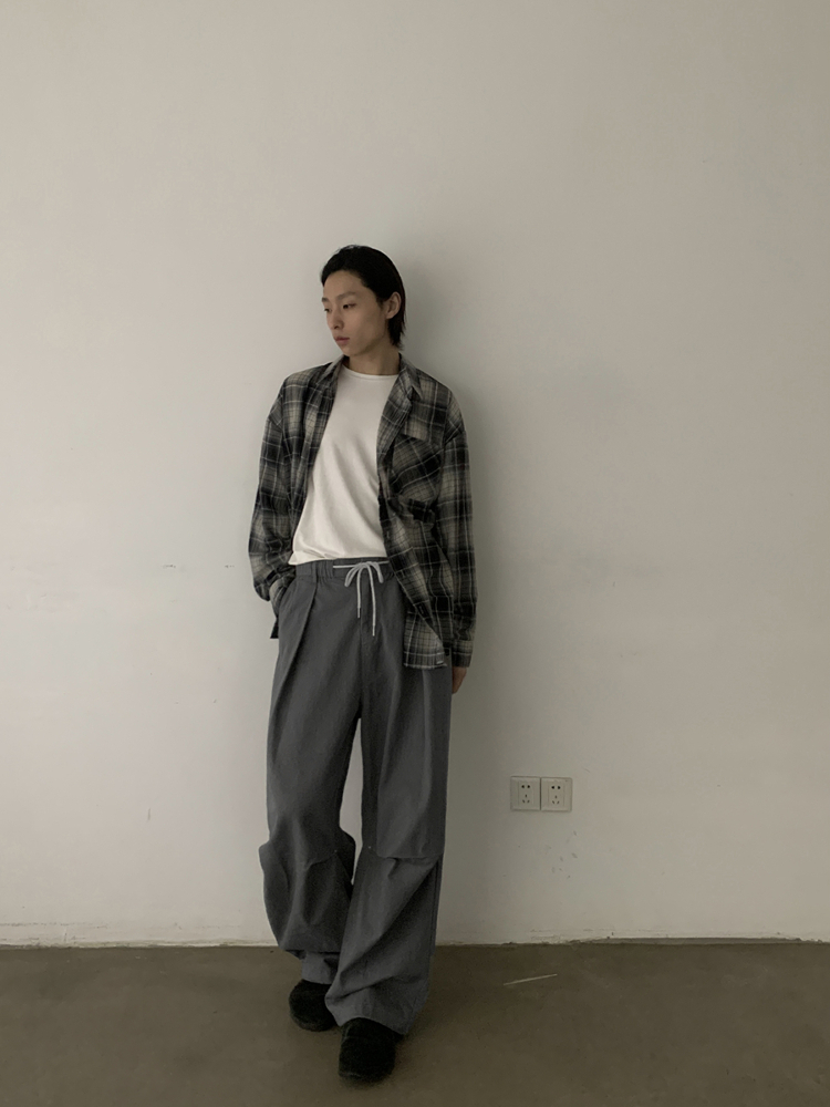 Men's Vintage Minimalist Double Pleat Casual Cargo Pants - Trendy Loose Fit High-End Design Men's Vintage Minimalist Double Pleat Casual Cargo Pants - Trendy Loose Fit High-End Design