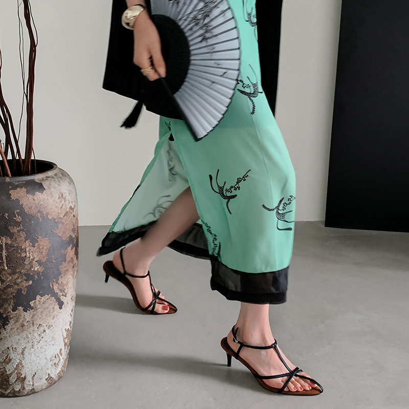 Minimalist Cross Strap Pointed Toe High Heel Sandals for Women - Sexy Open Toe Charm in Chic Design Minimalist Cross Strap Pointed Toe High Heel Sandals for Women - Sexy Open Toe Charm in Chic Design