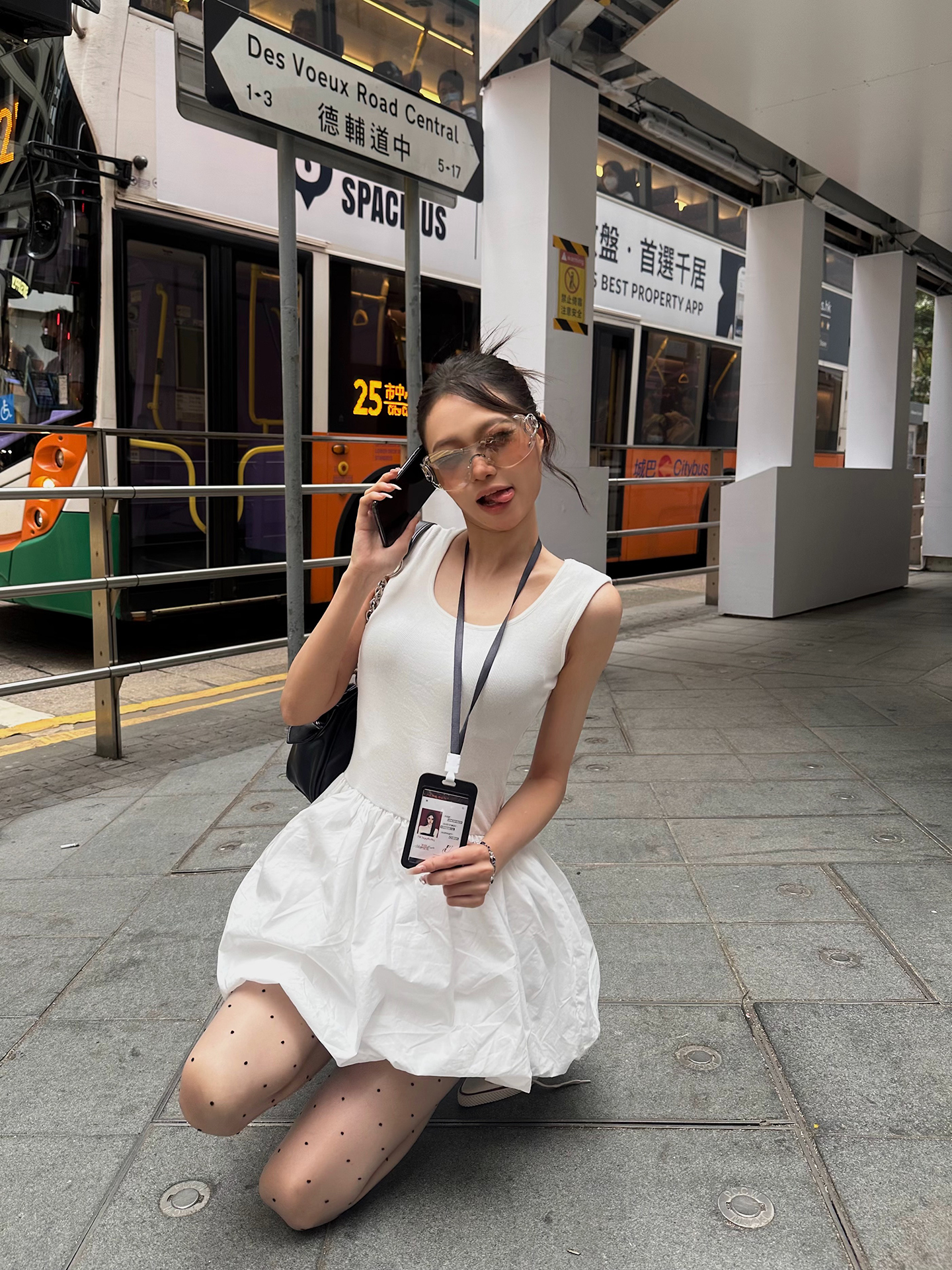 Minimalist Floral Bud Dress - Cool Hot Girl Waist-Defining Slim Fit French Sleeveless Vest for Y2K and 90s Style