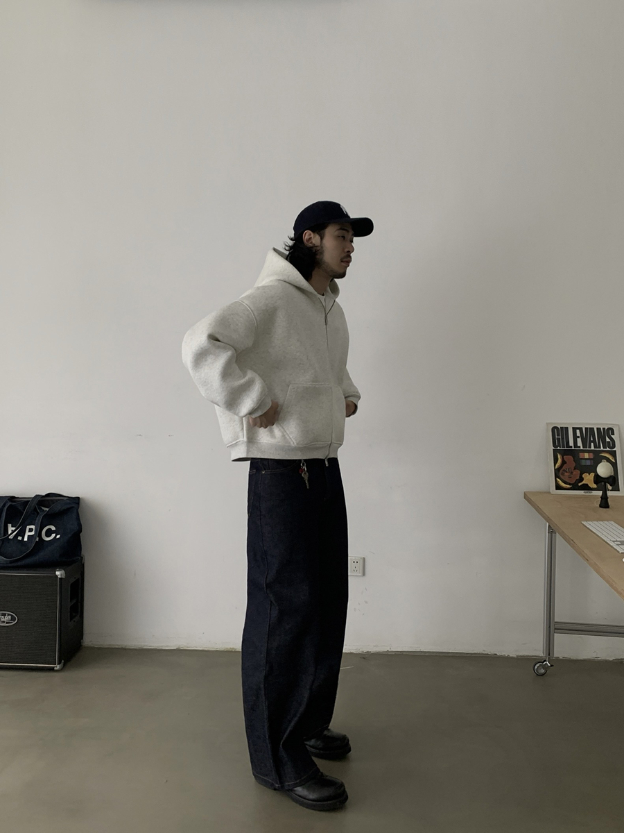 Minimalist High-End Air Layer Hooded Sweatshirt Unisex Boxy Zipper Jacket for Streetwear Style Minimalist High-End Air Layer Hooded Sweatshirt Unisex Boxy Zipper Jacket for Streetwear Style