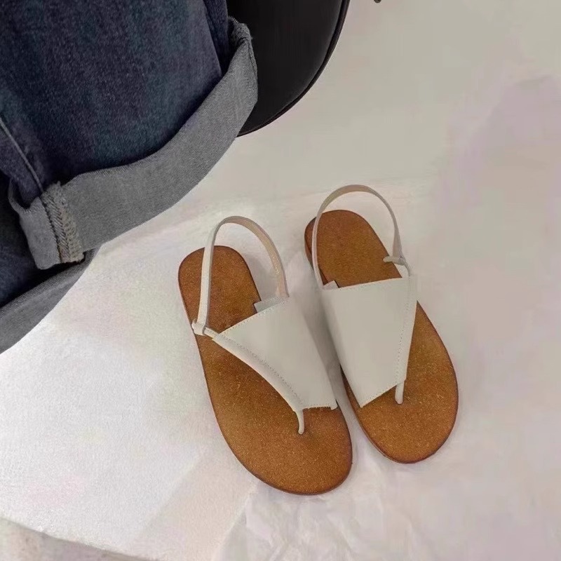 Minimalist High-End Flat Toe-Post French Sandals for Women - Stylish Roman Beach Casual Footwear