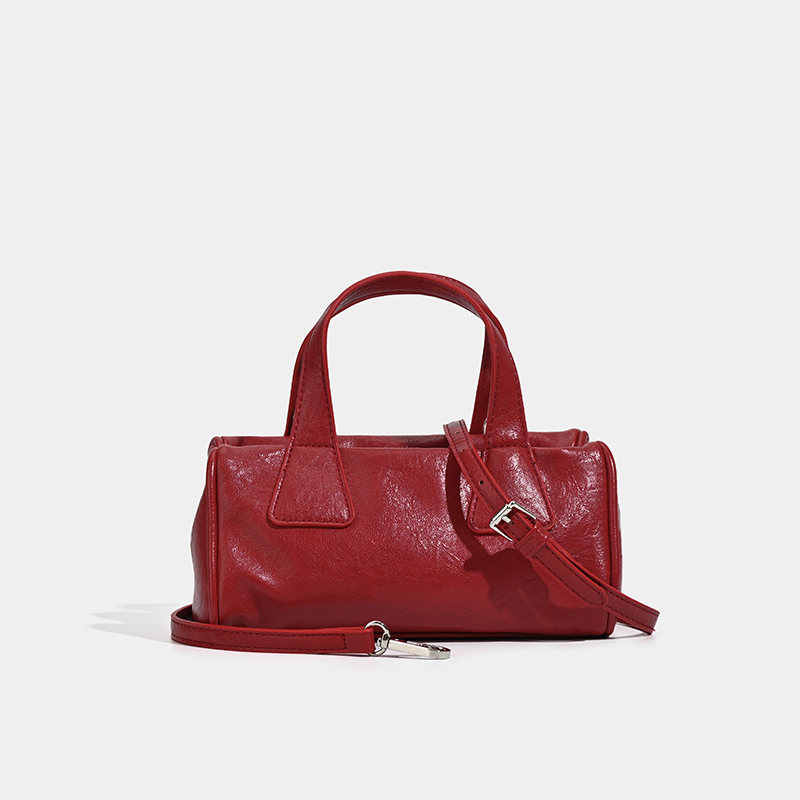 Minimalist Korean Style 2025 Women's Handbag - Versatile Pillow Bag for Commuting, Shoulder & Crossbody Use Minimalist Korean Style 2025 Women's Handbag - Versatile Pillow Bag for Commuting, Shoulder & Crossbody Use