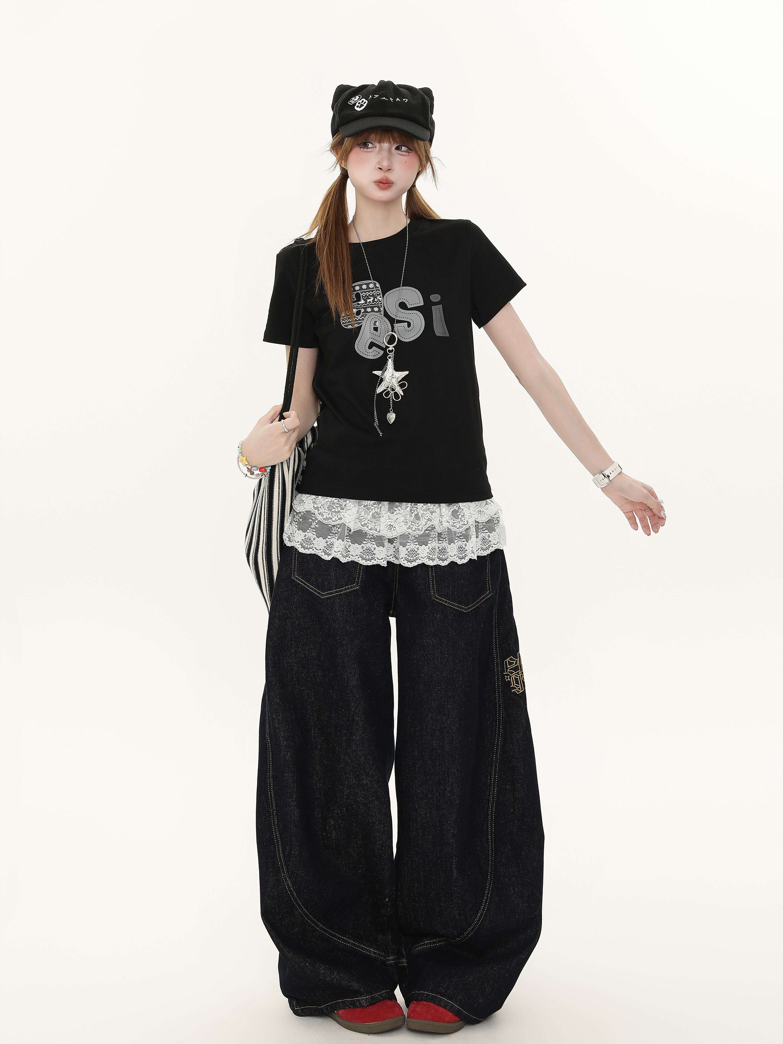 Minimalist Letter Print Short-Sleeve T-Shirt for Women - Slim Fit Summer Top, Versatile American Style, Trendy Fashion Essential Minimalist Letter Print Short-Sleeve T-Shirt for Women - Slim Fit Summer Top, Versatile American Style, Trendy Fashion Essential