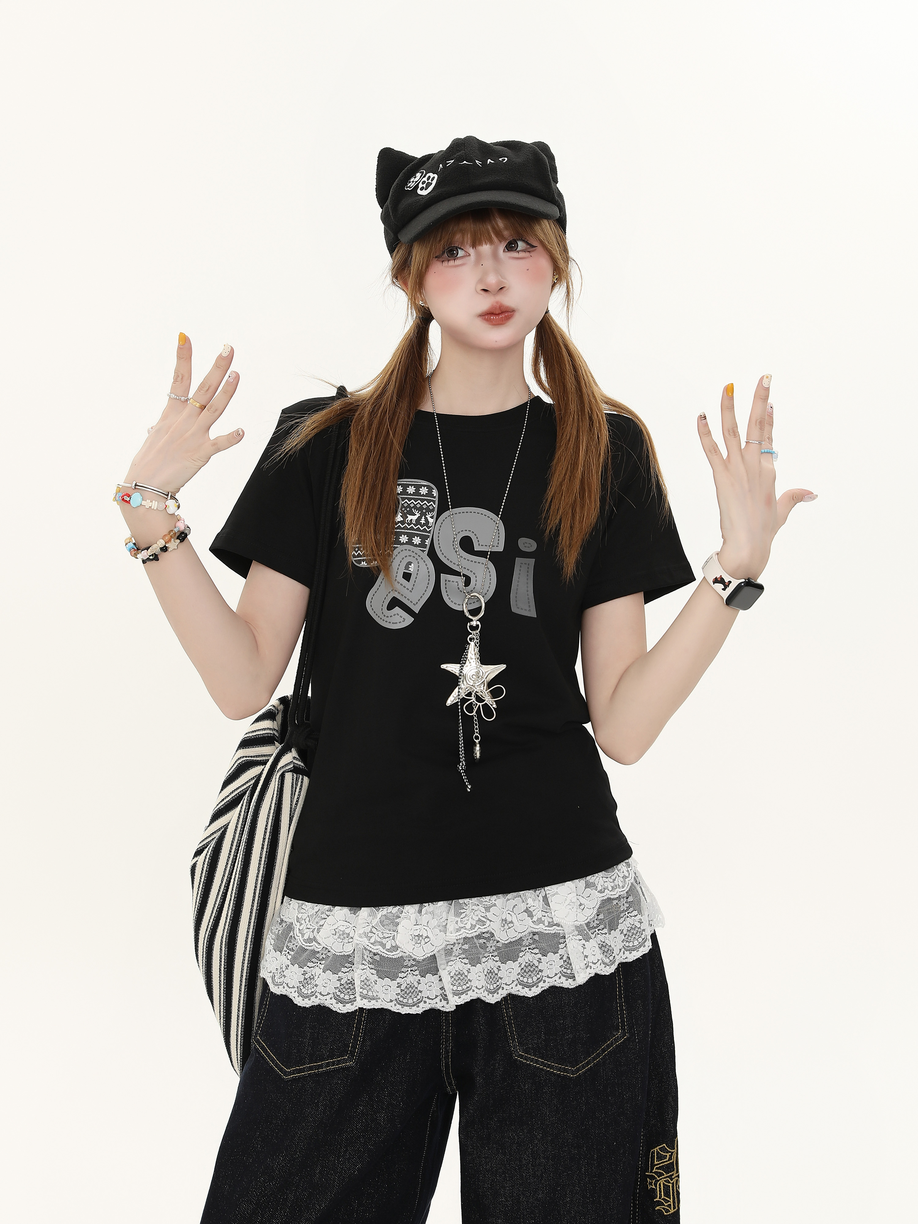 Minimalist Letter Print Short-Sleeve T-Shirt for Women - Slim Fit Summer Top, Versatile American Style, Trendy Fashion Essential