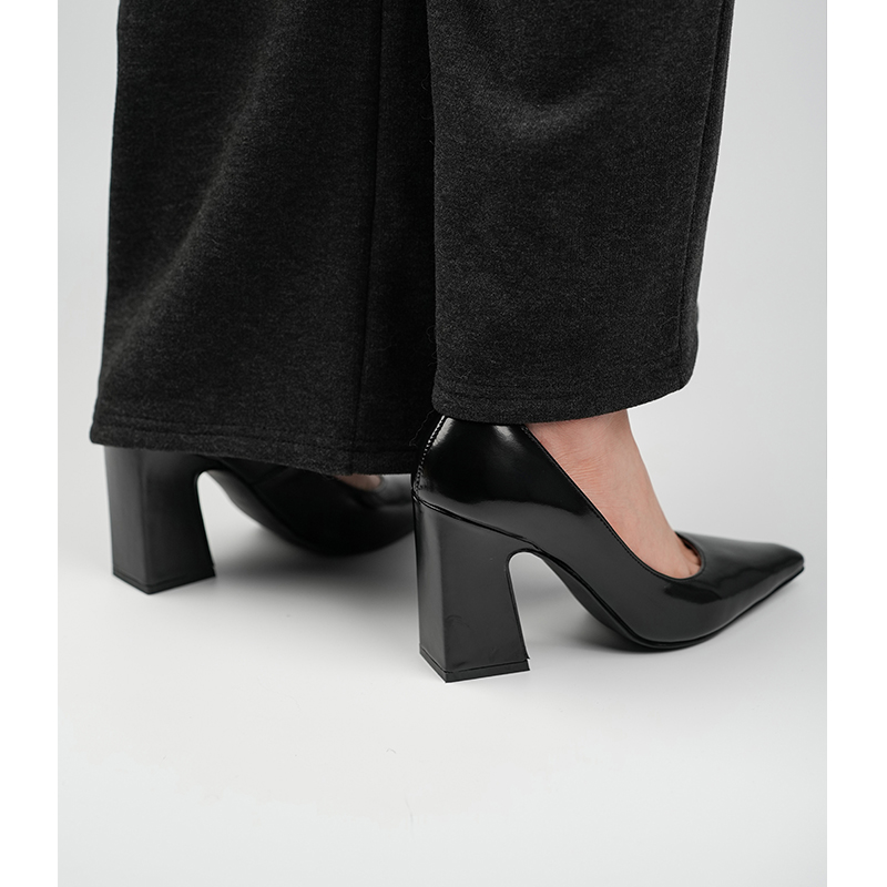 Minimalist Pointed Toe High Heels for Women - Chunky Heel Nude Genuine Leather Slip-On Shoes for Commuting - Elegant Footwear Minimalist Pointed Toe High Heels for Women - Chunky Heel Nude Genuine Leather Slip-On Shoes for Commuting - Elegant Footwear