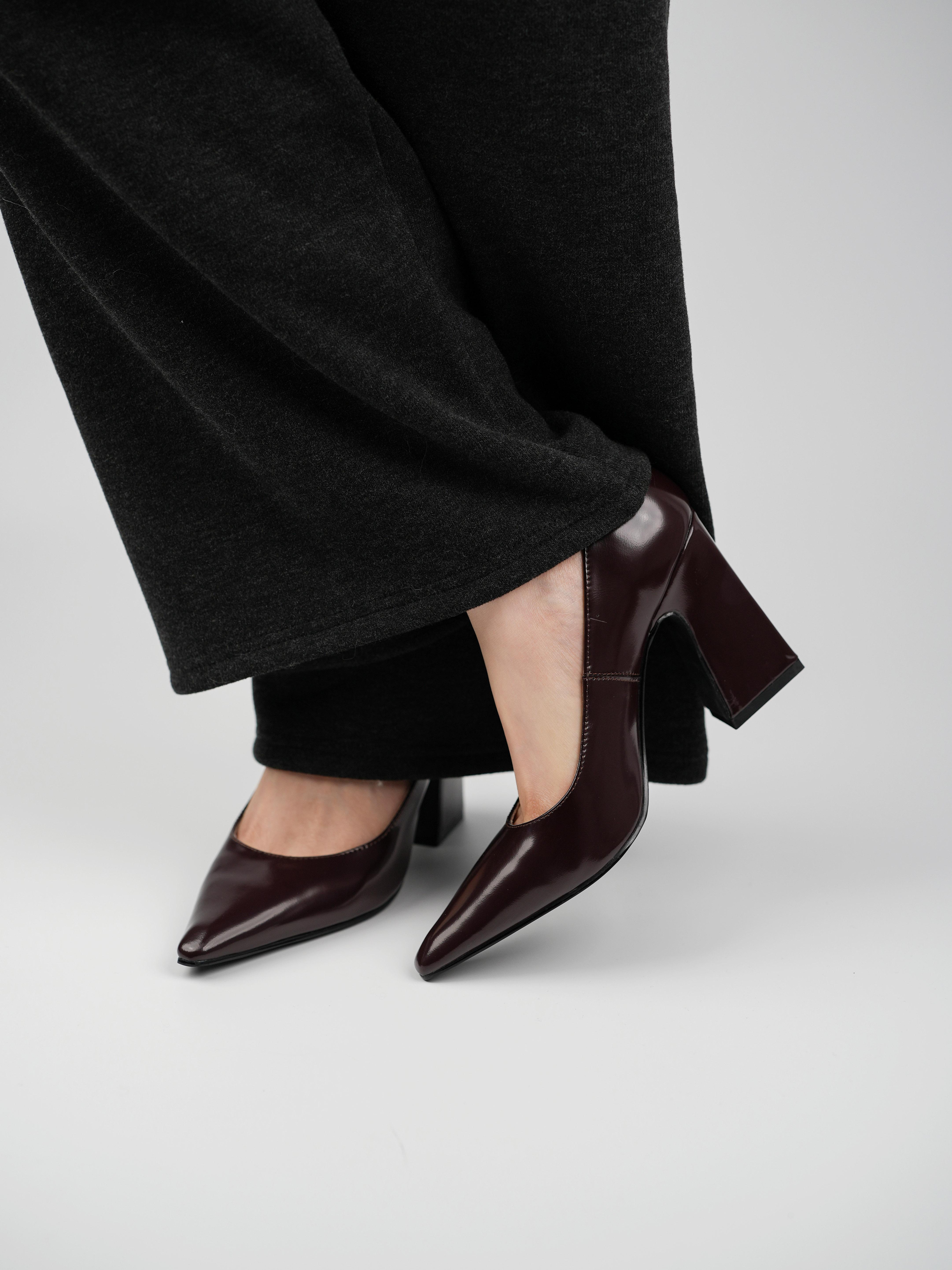 Minimalist Pointed Toe High Heels for Women - Chunky Heel Nude Genuine Leather Slip-On Shoes for Commuting - Elegant Footwear Minimalist Pointed Toe High Heels for Women - Chunky Heel Nude Genuine Leather Slip-On Shoes for Commuting - Elegant Footwear