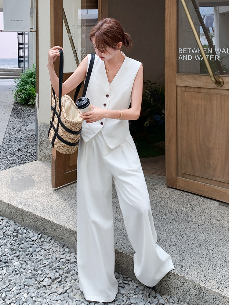 Minimalist White Suit Vest Set for Women - Elegant Long Pants Two-Piece Set in Old Money Style for Summer 2025