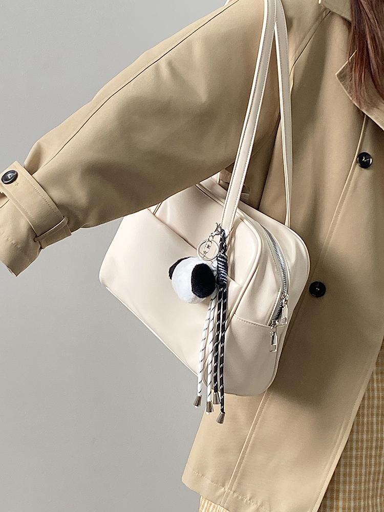 Minimalist Women's Shoulder Tote Bag - Large Capacity Commuter Bag for Spring and Summer - 2025 Niche Design Minimalist Women's Shoulder Tote Bag - Large Capacity Commuter Bag for Spring and Summer - 2025 Niche Design