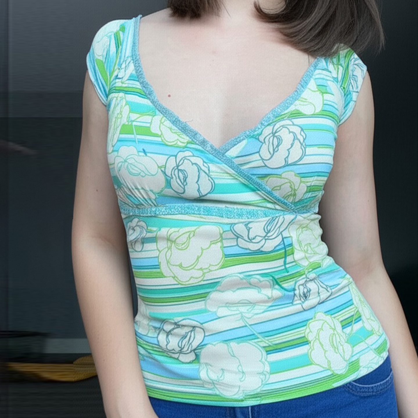 Mint Green Abstract Plant Print V-Neck Slim Fit Vintage Top - Versatile 90s Inspired Fashion Essential Mint Green Abstract Plant Print V-Neck Slim Fit Vintage Top - Versatile 90s Inspired Fashion Essential