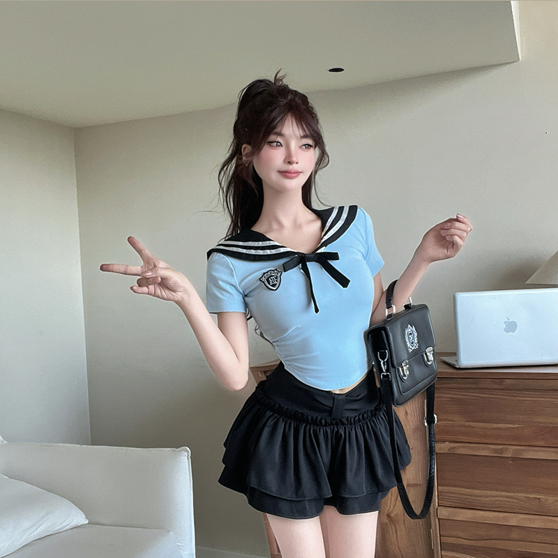 Navy Collar Waist-Tight Short-Sleeve T-Shirt with Flared Skirt - JK Uniform Inspired Workwear for Female Foot Massage Technicians