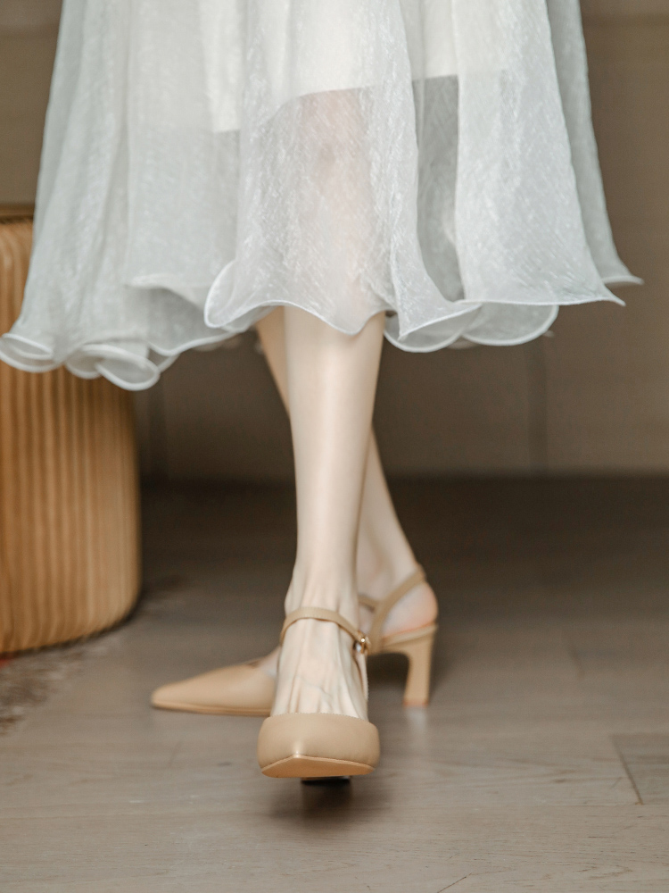 Nude High-Heeled Sandals for Women, Chunky Heel Backless One-Strap Design, Retro Minimalist Closed-Toe Summer 2025 Fashion Footwear Nude High-Heeled Sandals for Women, Chunky Heel Backless One-Strap Design, Retro Minimalist Closed-Toe Summer 2025 Fashion Footwear