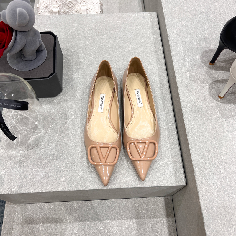 Nude Patent Leather V-Buckle Pointed Flat Shoes for Women - Hong Kong Temperament Goddess Style, Chic Fashion Footwear