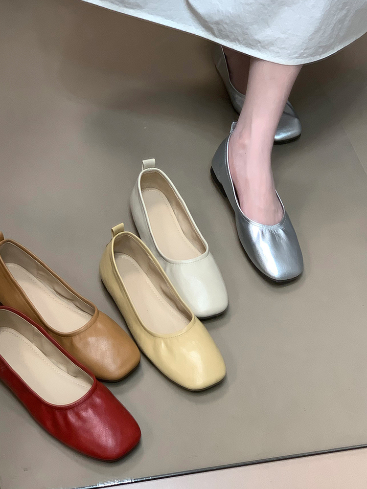 Ocean-Inspired Slip-On Flat Shoes for Women - Versatile Evening Doudou Style, Shallow Mouth Design, Perfect for Grandma and Casual Wear