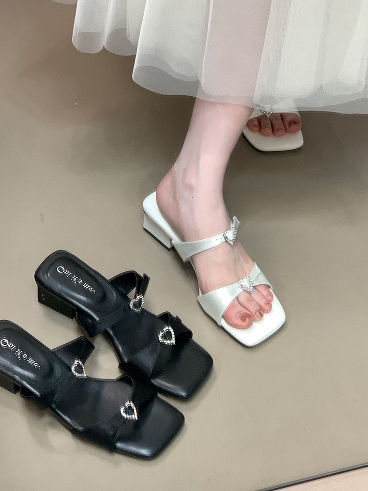 Ocean One Square Toe Chunky Heel Sandals with Heart-Shaped Rhinestones, Fairy Style Cool Slippers for Versatile Summer Outfits