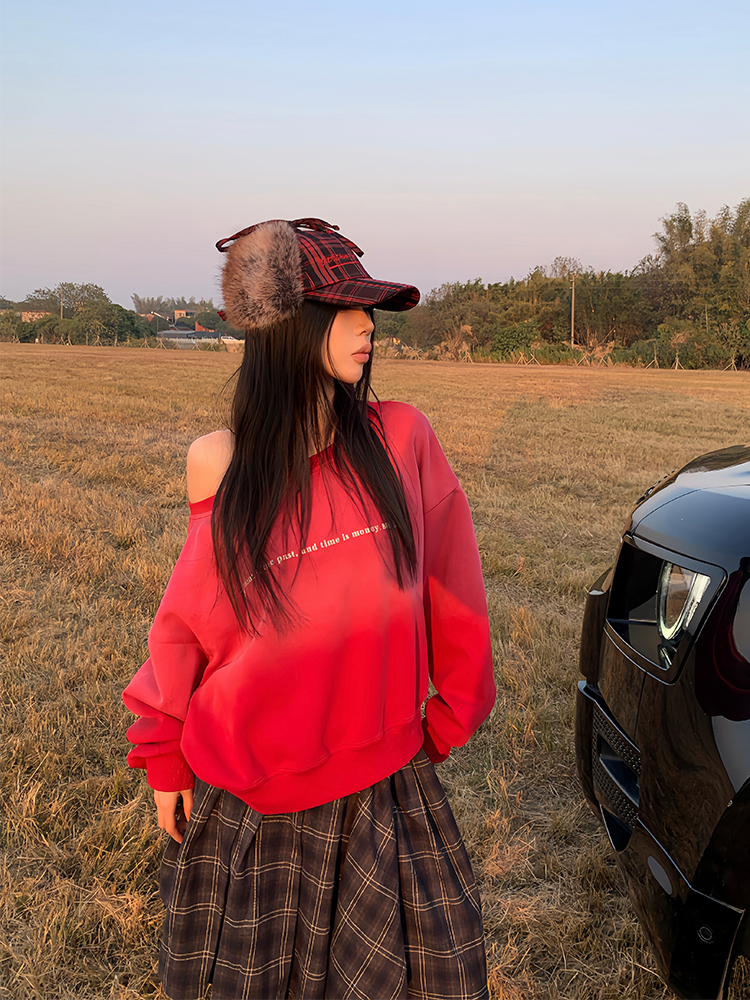 Off-Shoulder Distressed One-Shoulder Sweatshirt for Women - Vintage Casual Loose Long Sleeve Top for Spring 2025