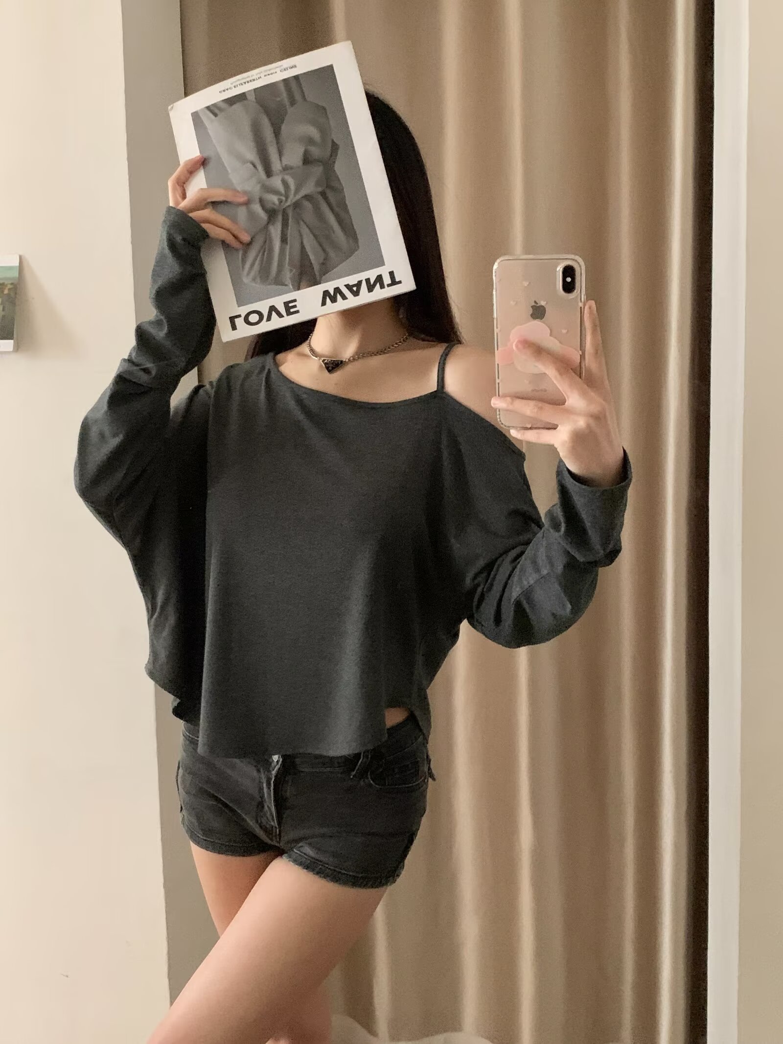 Off-Shoulder Kpop Jazz Street Dance Casual T-Shirt Cover-Up for Women - Stylish Summer Thin Fitted Top Off-Shoulder Kpop Jazz Street Dance Casual T-Shirt Cover-Up for Women - Stylish Summer Thin Fitted Top