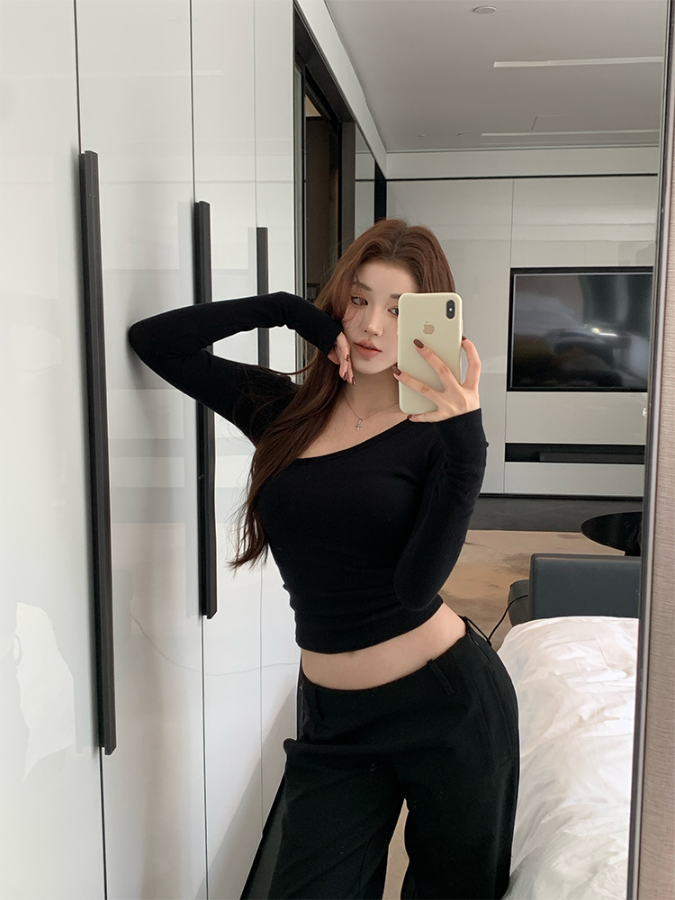 Off-Shoulder Long Sleeve T-Shirt for Women, Hollow Back Design, Layering Top, Tight-Fitting, Spicy Girl Style, Y2K Fashion Off-Shoulder Long Sleeve T-Shirt for Women, Hollow Back Design, Layering Top, Tight-Fitting, Spicy Girl Style, Y2K Fashion