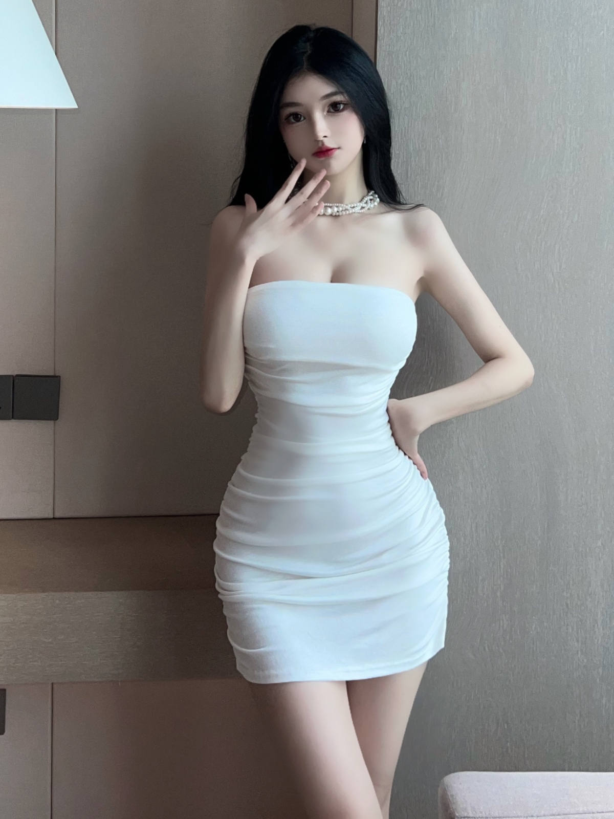 One-Shoulder Bodycon Dress - Slim Fit Strapless Black Dress for Summer - Sexy Wrap Style with Short Skirt