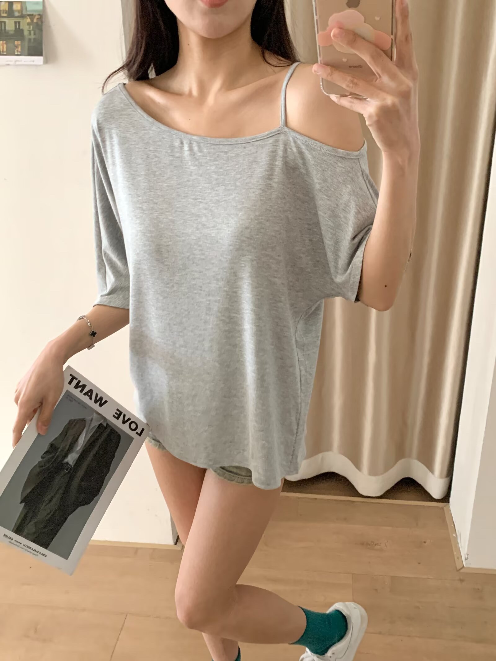 One-Shoulder Irregular Hem Short Sleeve T-Shirt for Women - High Street Solid Color Off-Shoulder Top for Spring & Summer Fashion