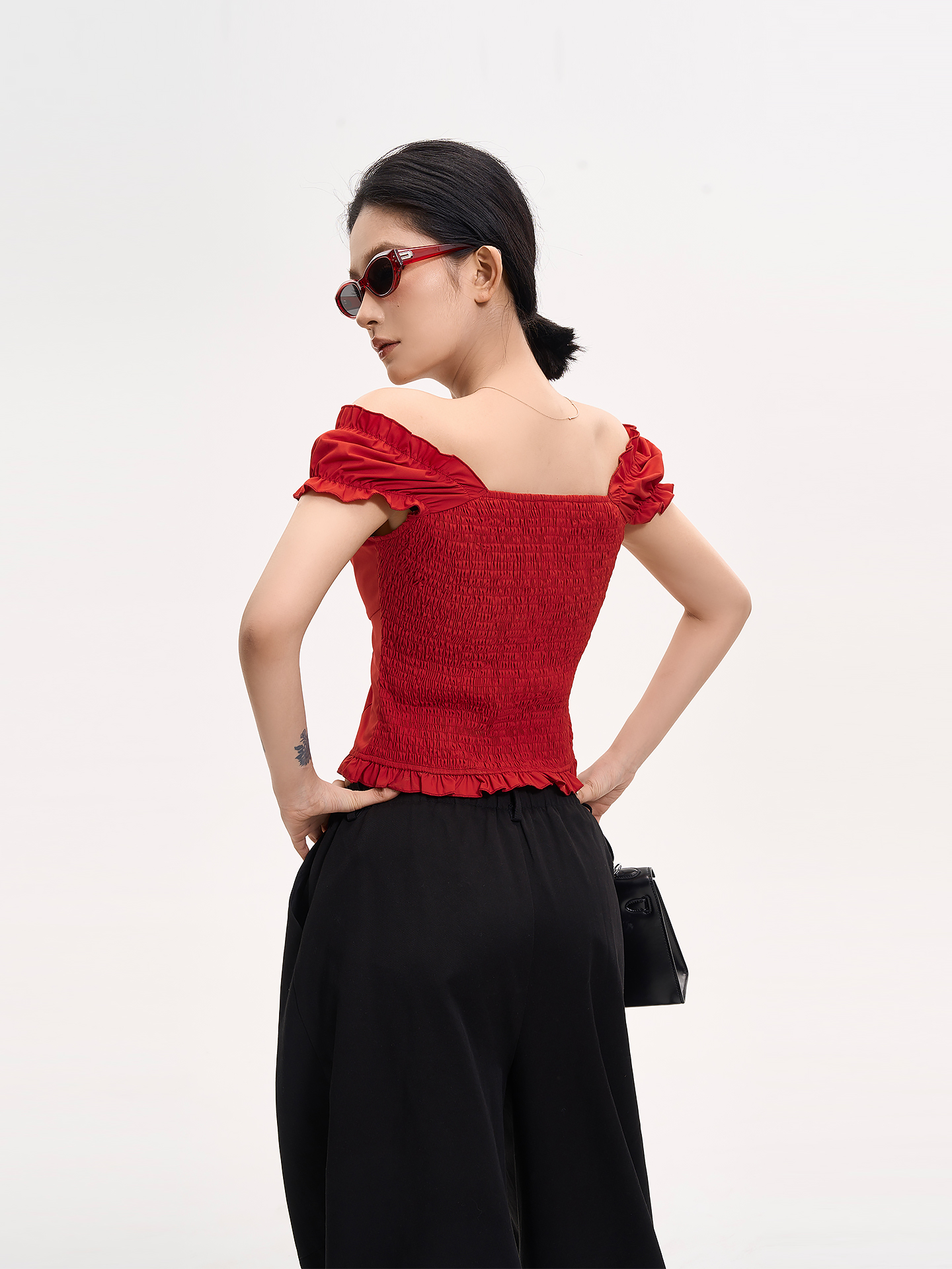 One-Shoulder Puff Sleeve Off-Shoulder T-Shirt for Women - Summer Korean Style Slim Fit Top One-Shoulder Puff Sleeve Off-Shoulder T-Shirt for Women - Summer Korean Style Slim Fit Top