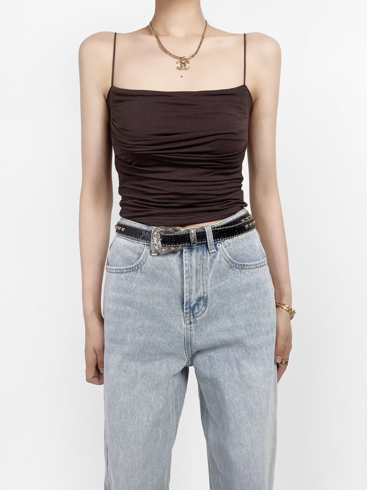 One-Shoulder Ruffled K-Pop Camisole with Chest Pad - Slimming Short Inner Tank Top for Jazz Dance Fitness One-Shoulder Ruffled K-Pop Camisole with Chest Pad - Slimming Short Inner Tank Top for Jazz Dance Fitness