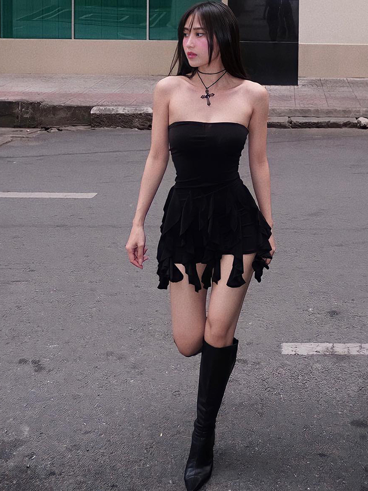 One-Shoulder Strapless Dress for Women 2025 - High-Waisted Slimming Color-Blocking Flowy Ribbon Solid Short Skirt, European Style One-Shoulder Strapless Dress for Women 2025 - High-Waisted Slimming Color-Blocking Flowy Ribbon Solid Short Skirt, European Style