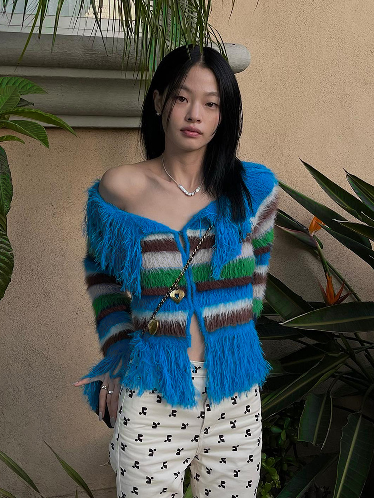 One-Shoulder Striped Long Sleeve Top with Furry Patchwork | Sexy Slim-Fit Women's Jacket | European and American Instagram Style One-Shoulder Striped Long Sleeve Top with Furry Patchwork | Sexy Slim-Fit Women's Jacket | European and American Instagram Style