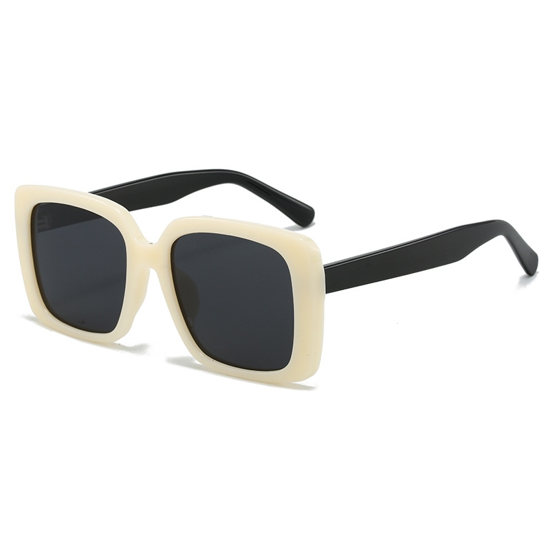 Oversized Square Gray Polarized Sunglasses for Women - UV Protection, Stylish Street Style, Flattering for Round Faces Oversized Square Gray Polarized Sunglasses for Women - UV Protection, Stylish Street Style, Flattering for Round Faces