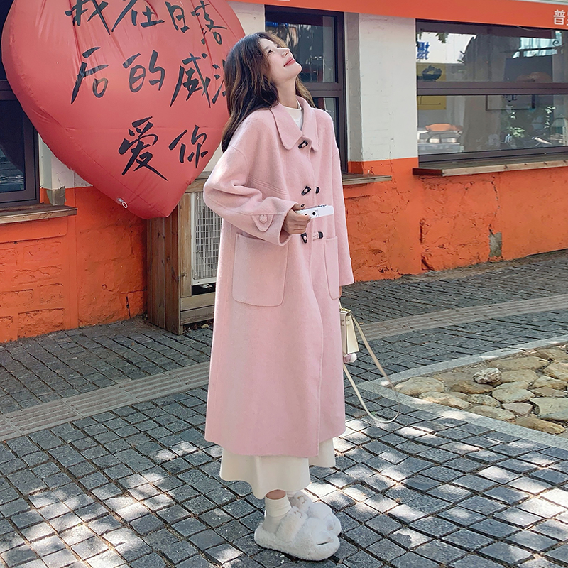 Pink Double-Sided Cashmere Long Wool Coat for Women - Elegant Horn Button Design, 2025 High-End Fashion Overcoat Pink Double-Sided Cashmere Long Wool Coat for Women - Elegant Horn Button Design, 2025 High-End Fashion Overcoat