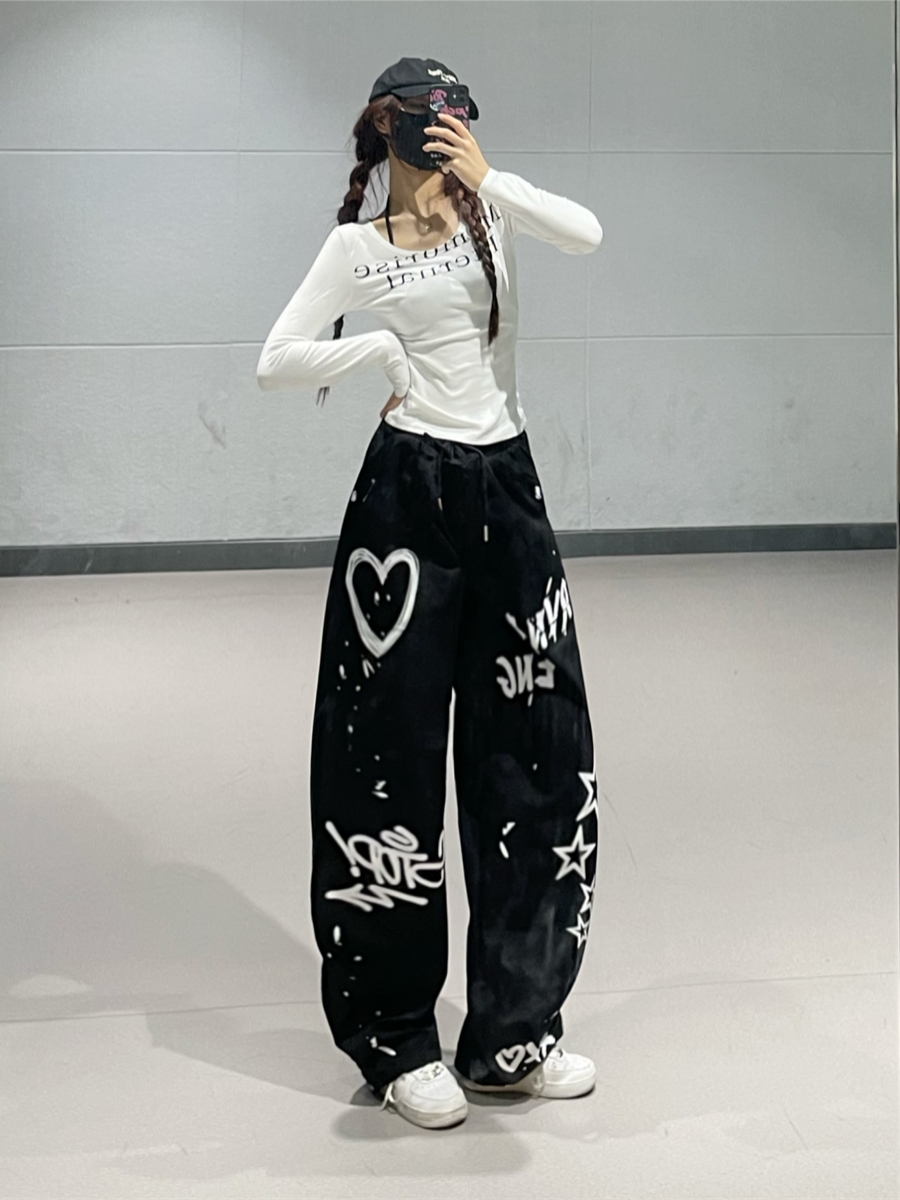 Pink Graffiti Print Jazz Dance Sweatpants for Women - Casual Straight-Leg Pants with Trendy Group Ins Design Pink Graffiti Print Jazz Dance Sweatpants for Women - Casual Straight-Leg Pants with Trendy Group Ins Design