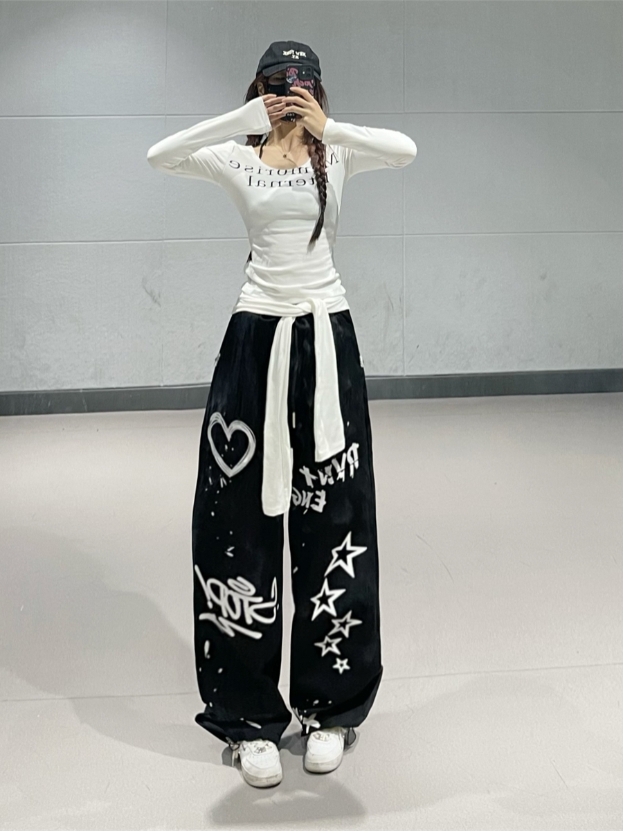 Pink Graffiti Print Jazz Dance Sweatpants for Women - Casual Straight-Leg Pants with Trendy Group Ins Design Pink Graffiti Print Jazz Dance Sweatpants for Women - Casual Straight-Leg Pants with Trendy Group Ins Design