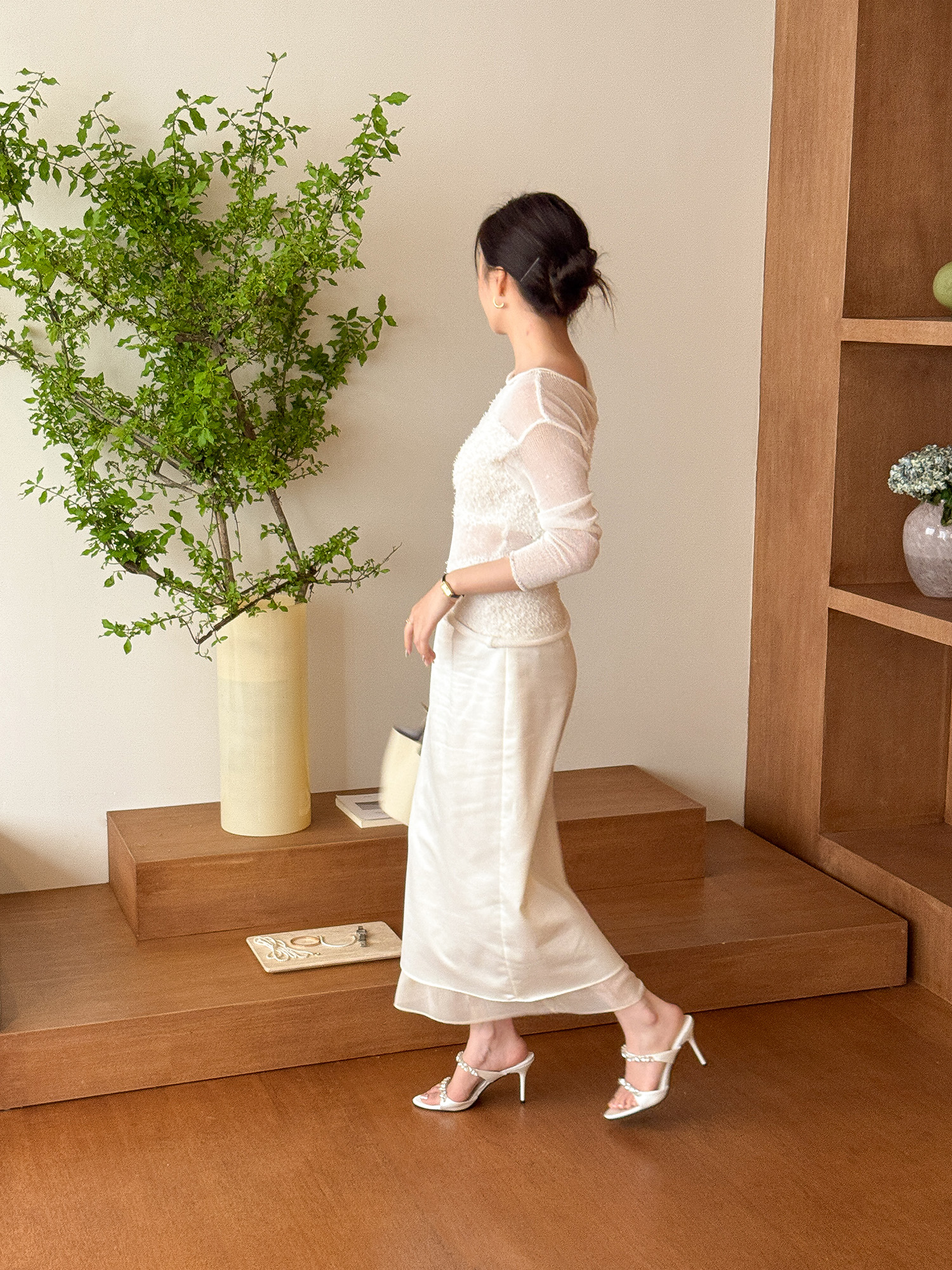 Pink Satin One-Strap Rhinestone High Heels for Women - Summer Pointed Toe Mules with Crushed Diamond Detail, Y2K Style Pink Satin One-Strap Rhinestone High Heels for Women - Summer Pointed Toe Mules with Crushed Diamond Detail, Y2K Style