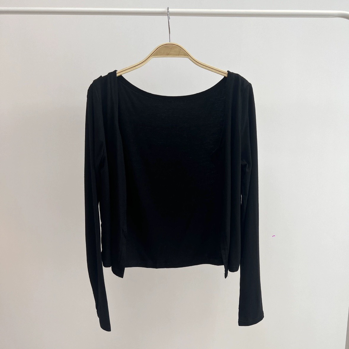 Pink Striped Hoodie and Cargo Pants Set - Quick-Dry, Elastic Waist Casual Outfit for Girls - Perfect for Dance, Y2K Style Pink Striped Hoodie and Cargo Pants Set - Quick-Dry, Elastic Waist Casual Outfit for Girls - Perfect for Dance, Y2K Style