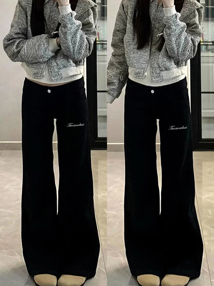 Plus Size Black Flared Jeans for Women - Loose Stretchy Bell-Bottom Pants for Pear-Shaped Figures, Slimming Wide-Leg Design