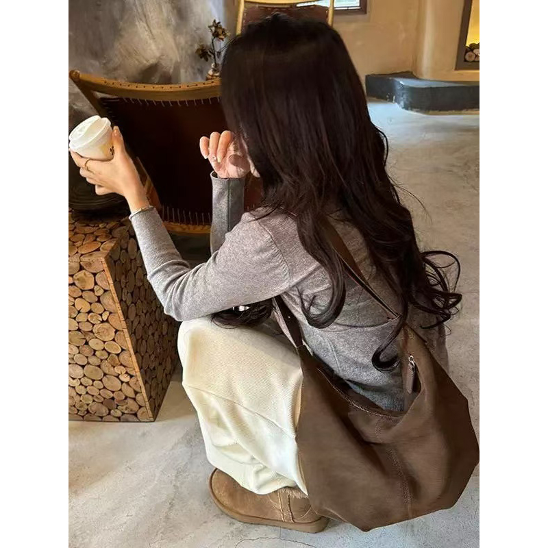 Plush Dumpling Bag for Autumn & Winter - Korean Niche Design, Matte Suede Retro Shoulder Crossbody Underarm Bag Trend