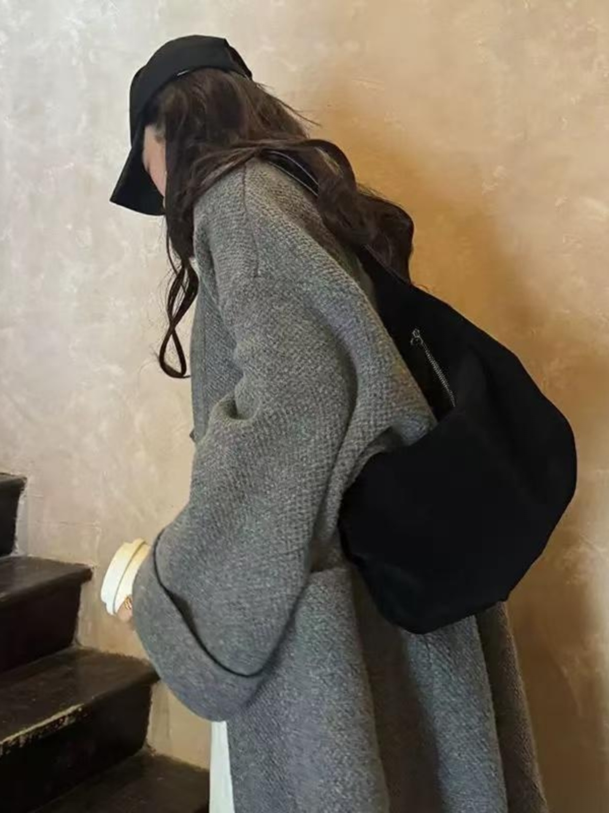 Plush Dumpling Bag for Autumn & Winter - Korean Niche Design, Matte Suede Retro Shoulder Crossbody Underarm Bag Trend Plush Dumpling Bag for Autumn & Winter - Korean Niche Design, Matte Suede Retro Shoulder Crossbody Underarm Bag Trend