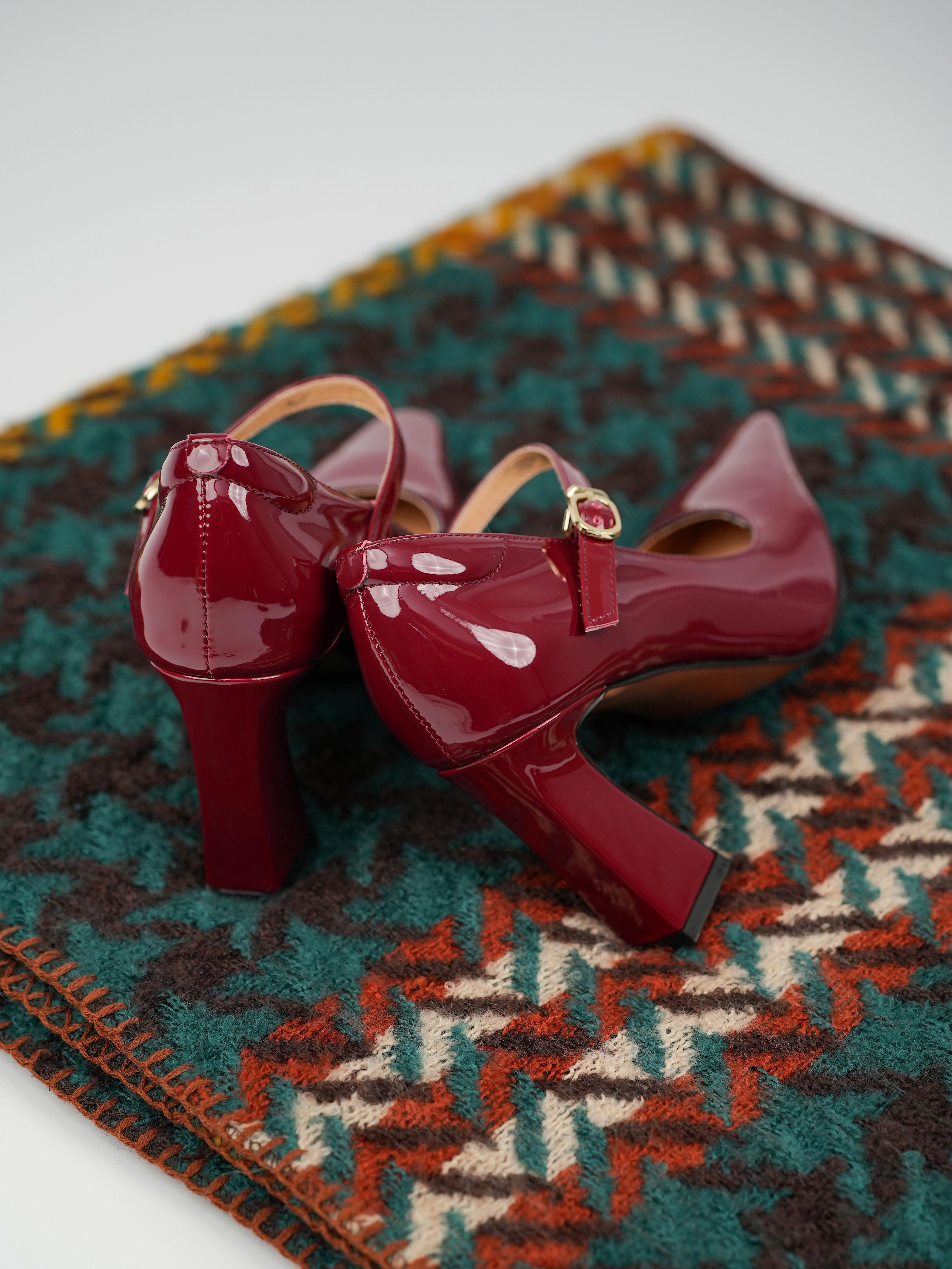 Pointed Toe Nude High Heels for Women - Versatile Buckle Mary Jane Shoes in Genuine Leather - Slim Fit Style