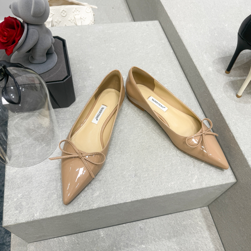 Pointed Toe Nude Patent Leather Bow Flat Party Shoes - Spring 2025 Style, Sweet Design, Perfect for 90s and Y2K Fashion Lovers