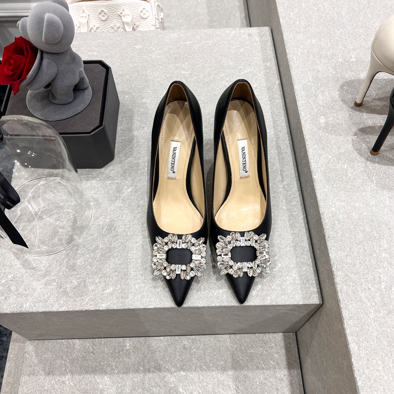 Pointed Toe Rhinestone Buckle Fairy Style High-Heeled Stiletto Party Shoes for Women - Elegant Shallow Mouth Design, 2025 Trend Pointed Toe Rhinestone Buckle Fairy Style High-Heeled Stiletto Party Shoes for Women - Elegant Shallow Mouth Design, 2025 Trend