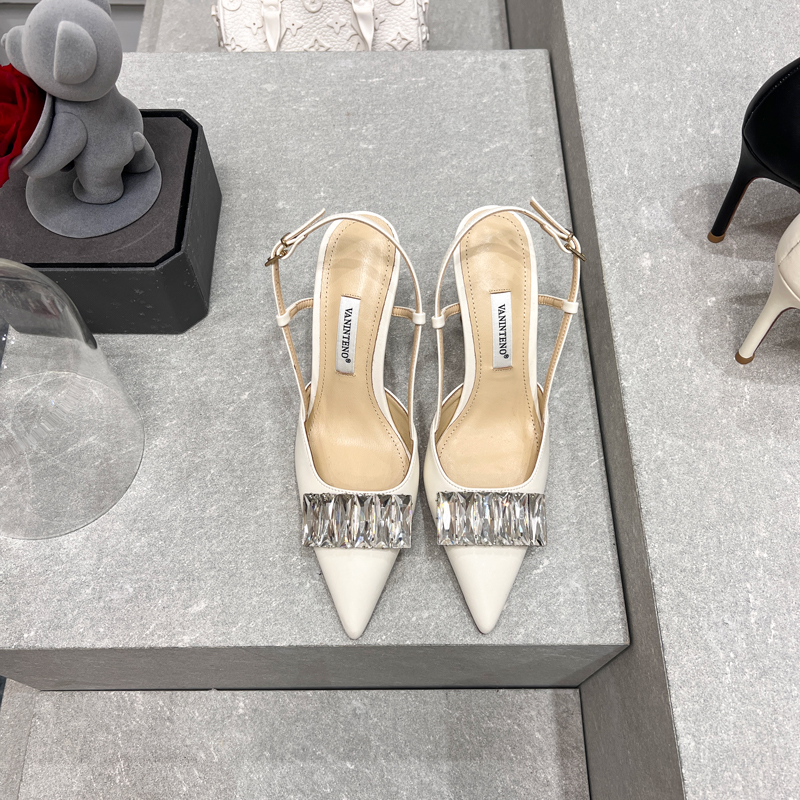 Pointed Toe Rhinestone One-Strap Open-Back High-Heeled Party Sandals for Women - Sweet Style, Perfect for Nights Out Pointed Toe Rhinestone One-Strap Open-Back High-Heeled Party Sandals for Women - Sweet Style, Perfect for Nights Out