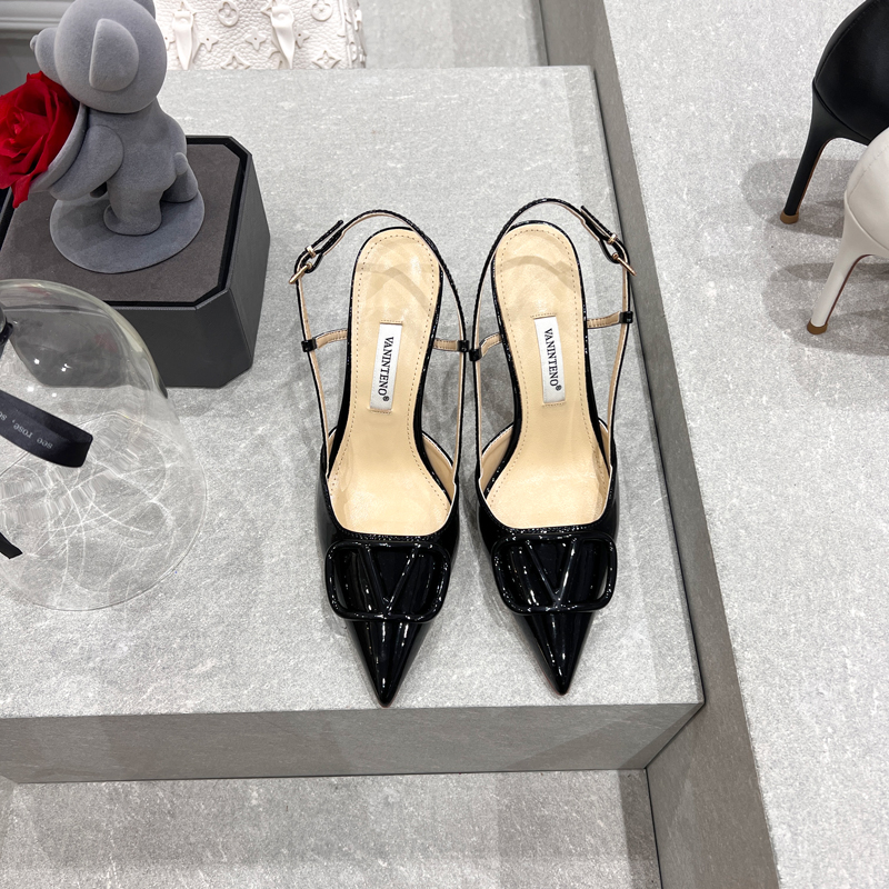 Pointed Toe V-Buckle Party Sandals for Women - Hollow Fine Strap, Closed Toe, Thin Heel, Black with Red Sole, Chic Evening Footwear Pointed Toe V-Buckle Party Sandals for Women - Hollow Fine Strap, Closed Toe, Thin Heel, Black with Red Sole, Chic Evening Footwear