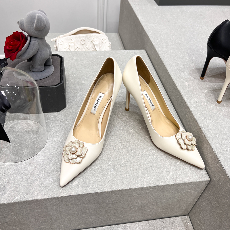 Pointed White Camellia High Heels for Forest Girls - 2025 Spring Autumn Thin Heels, Y2K Style