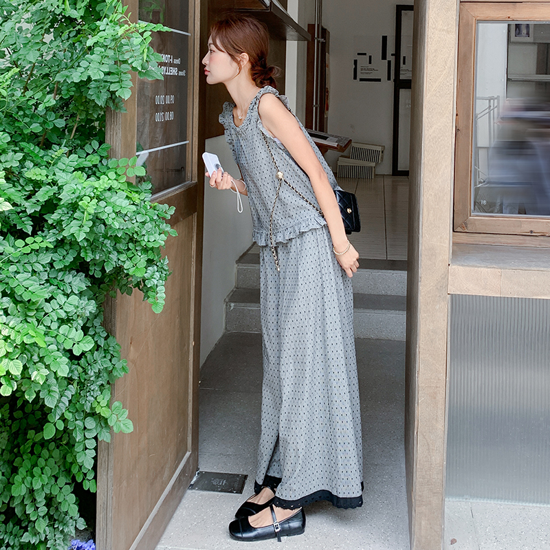 Polka Dot Sleeveless Top and Skirt Set for Women - Age-Reducing Summer 2025 Two-Piece Outfit