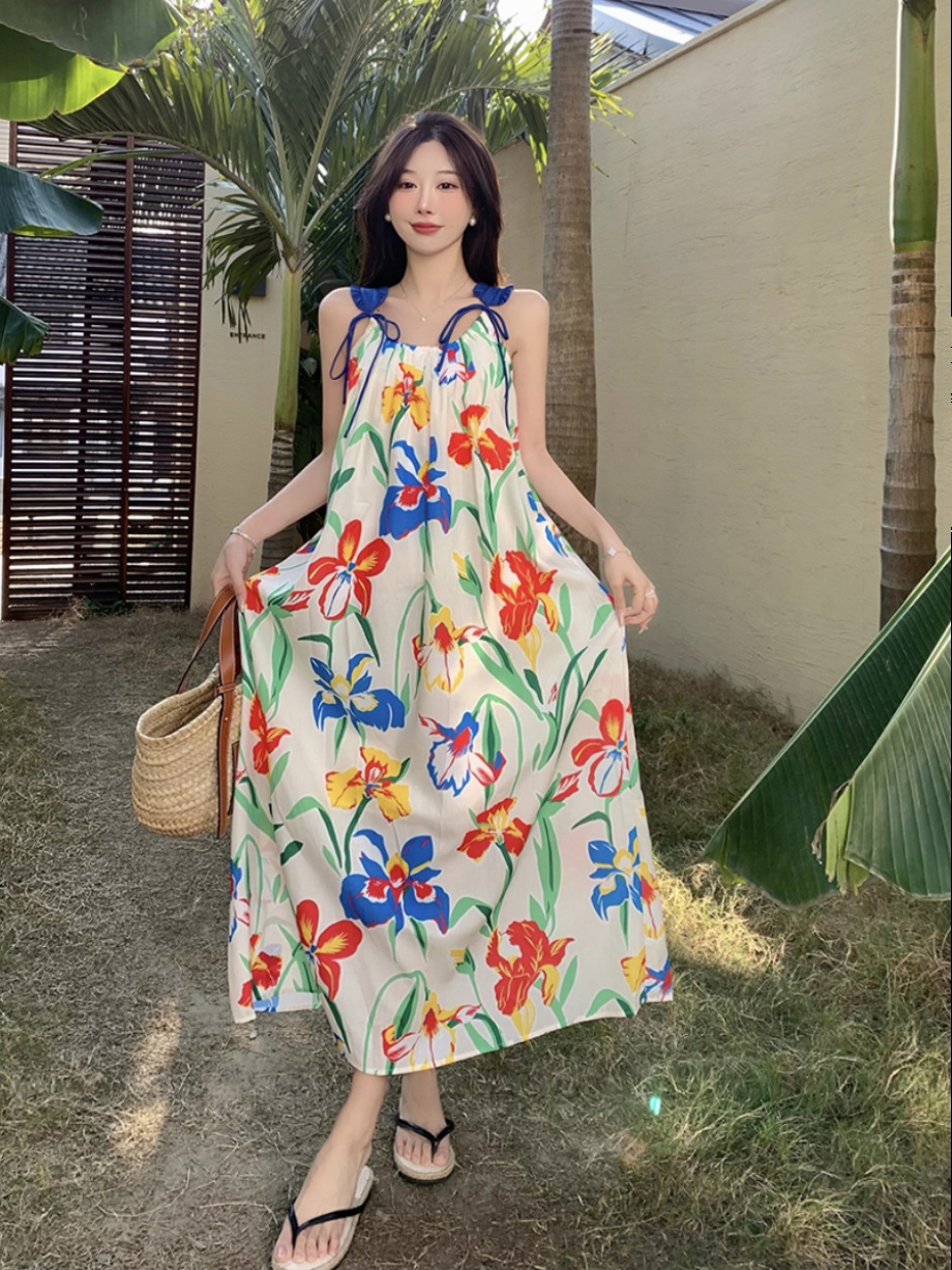 Printed Camisole Dress for Women - Long Beach Skirt for Summer Vacation, Travel, and Hainan Getaways Printed Camisole Dress for Women - Long Beach Skirt for Summer Vacation, Travel, and Hainan Getaways
