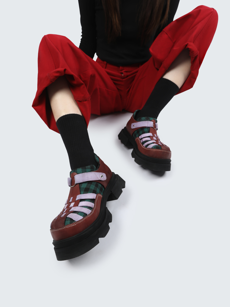 Punk-Inspired Women's Leather Derby Shoes, 2025 Summer Dark Slim-Fit Design with Thick Soles, Perfect for Y2K and Street Style