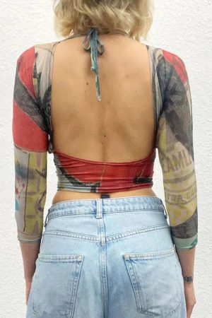 Quick Outfits, Modest Fashion Outfits Ideas Abstract Woman Backless Crop Top