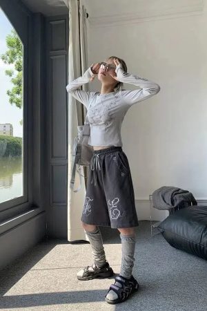 Quick Outfits, Modest Fashion Outfits Ideas Acubi Top